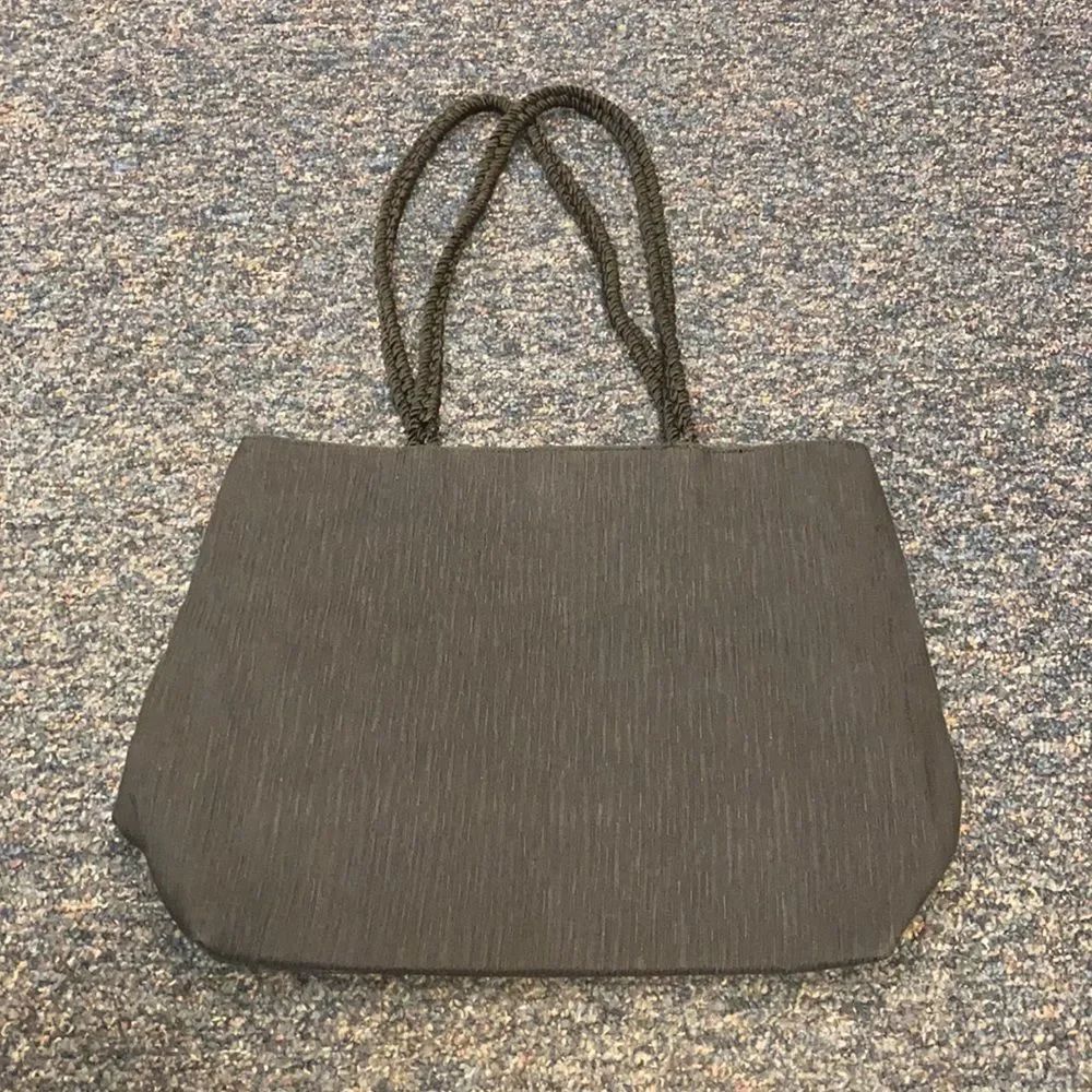 Avenue Tote bag